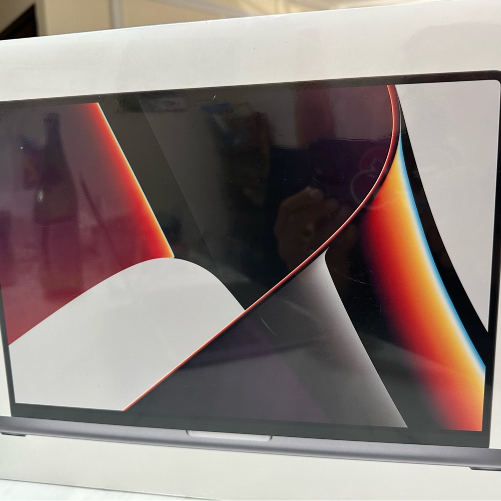MacBook Pro 1TB Brand New Sealed Box